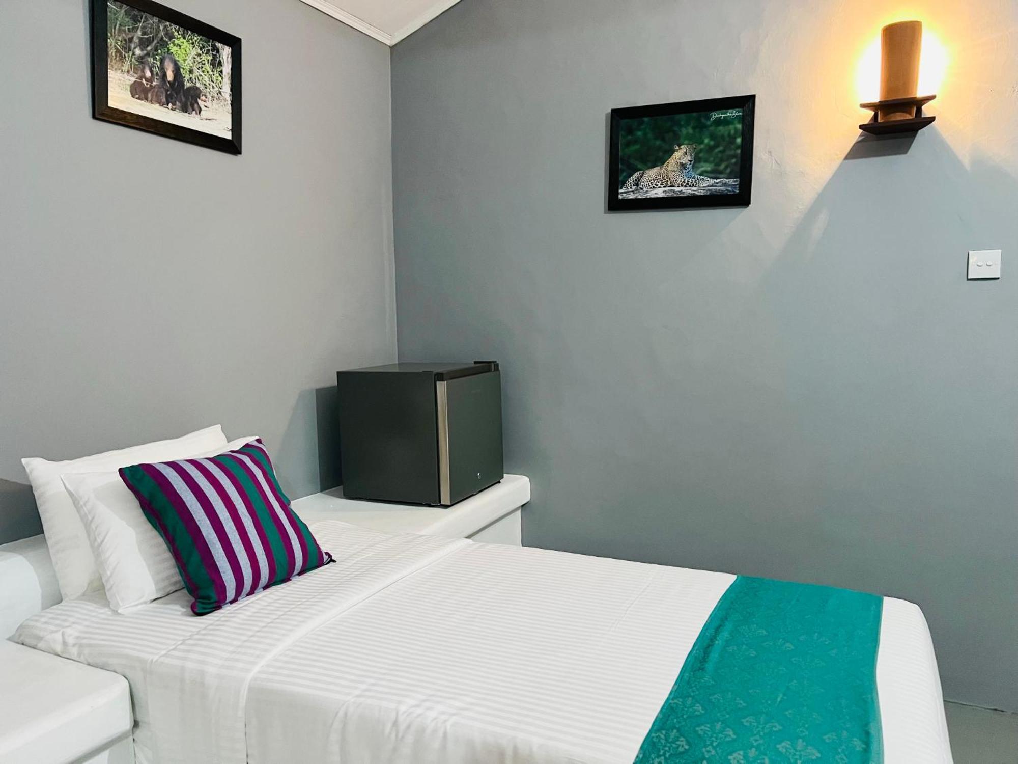 Kingfisher Beach Resort-Yala 基林德 外观 照片